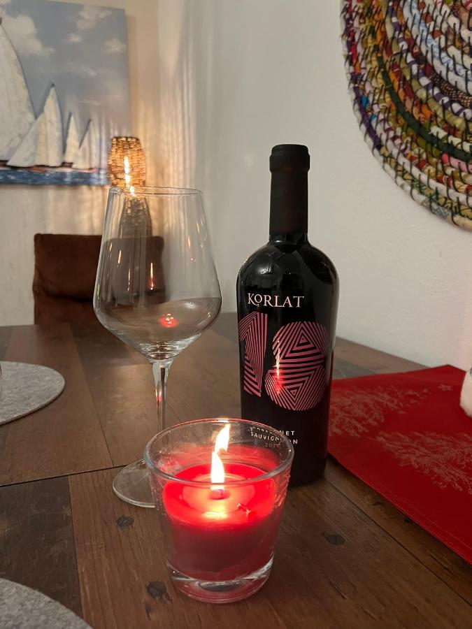Apartmani Sollei Петркане Екстериор снимка