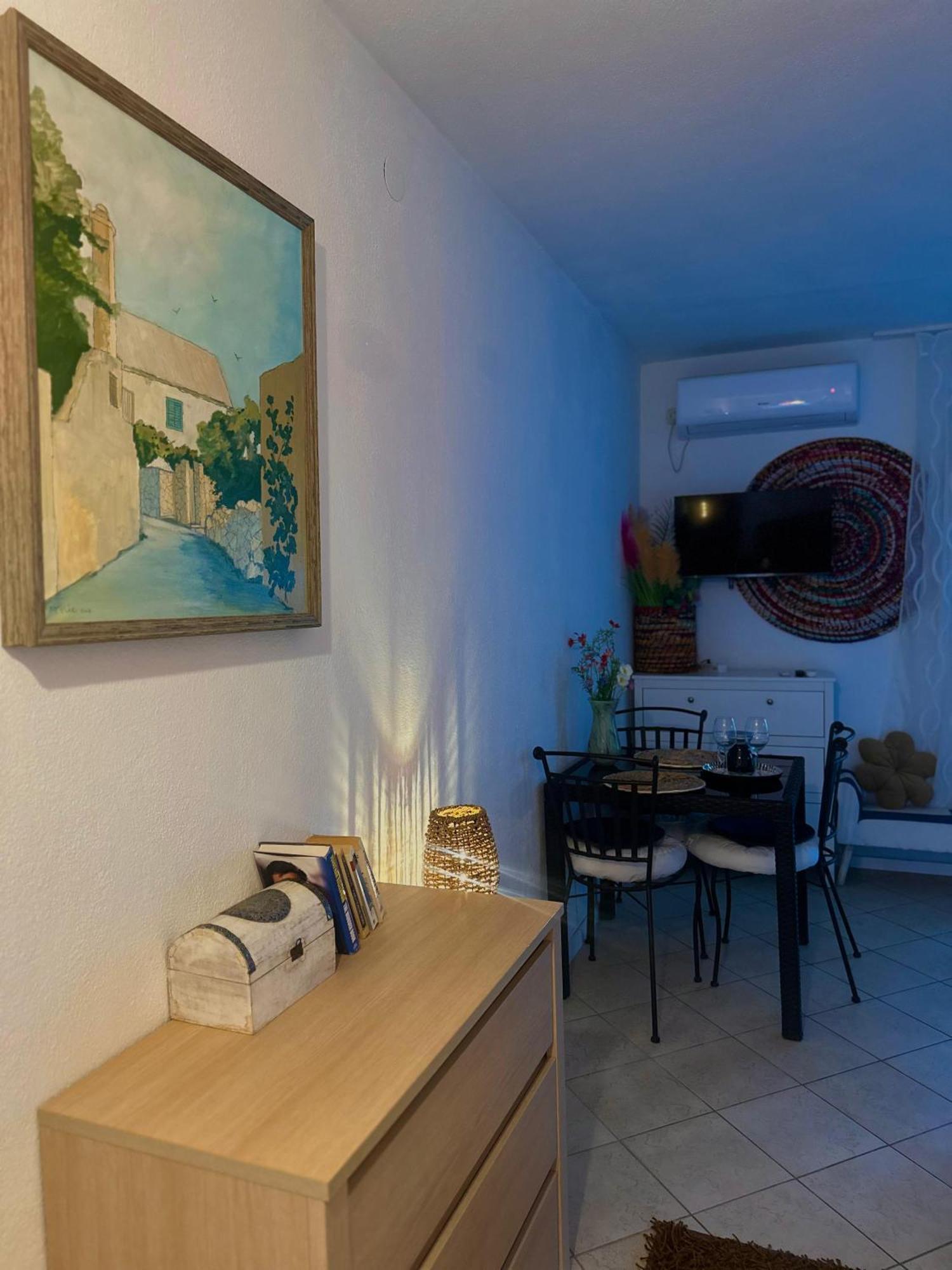 Apartmani Sollei Петркане Екстериор снимка